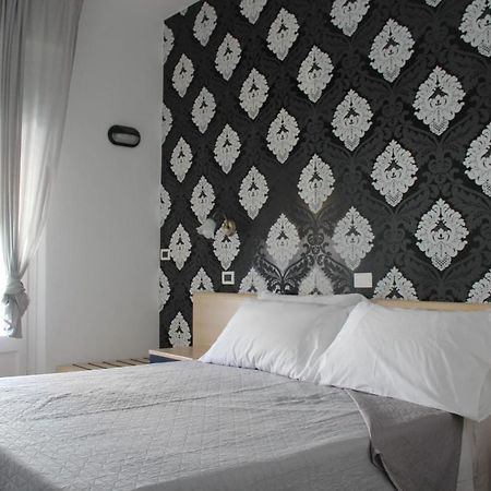 Hotel Mora 리미니 외부 사진